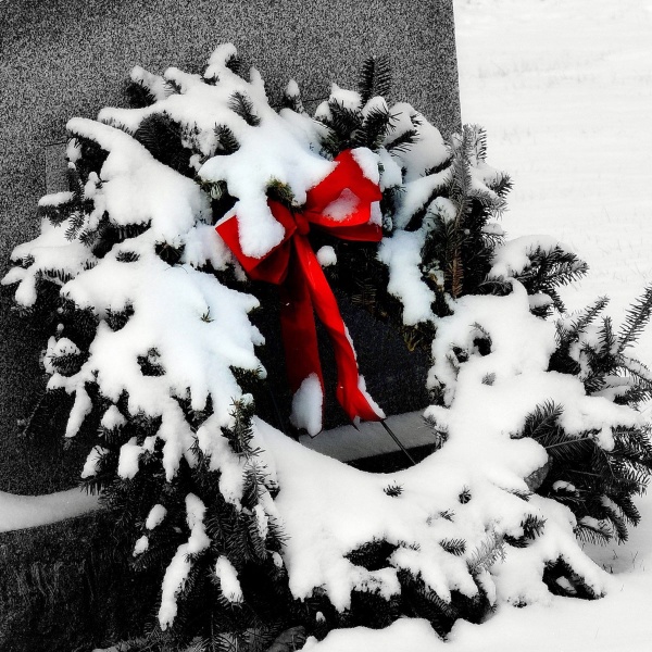 Luxury Spruce Grave Wreath